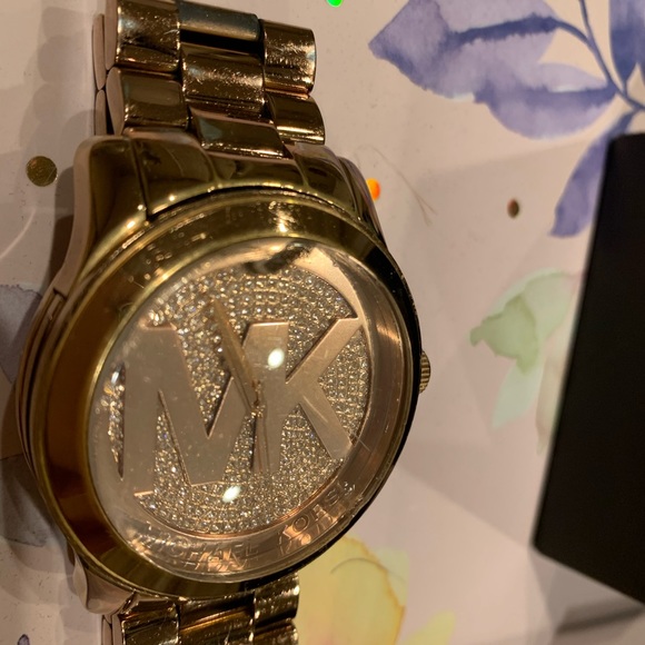 MICHAEL KORS
Runway Rose  Watch